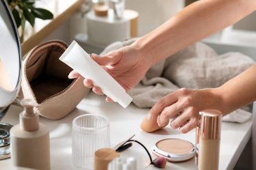 Heat-Proof Beauty Habits for Long Summer Afternoons